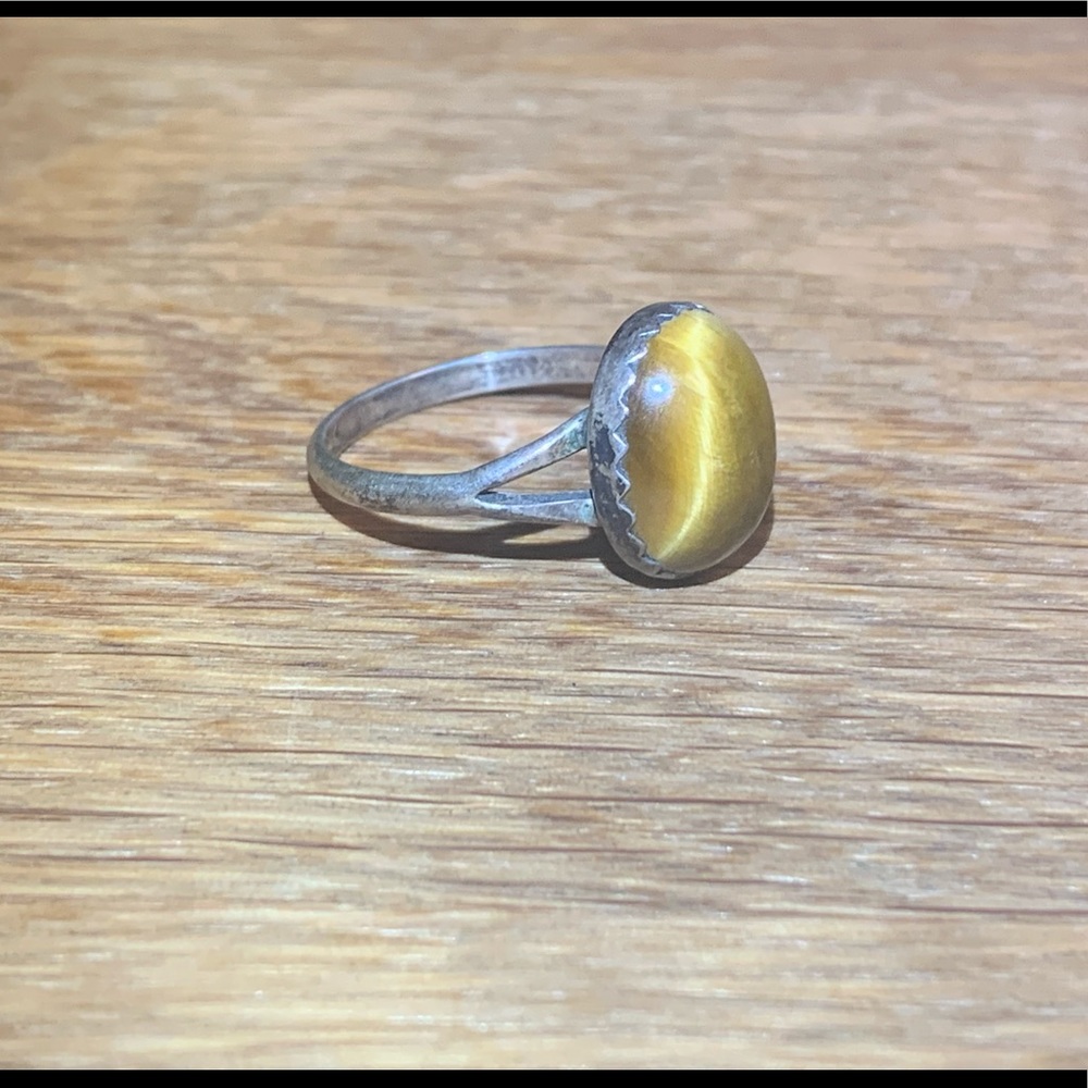 Tigers eye and sterling silver ring size 6